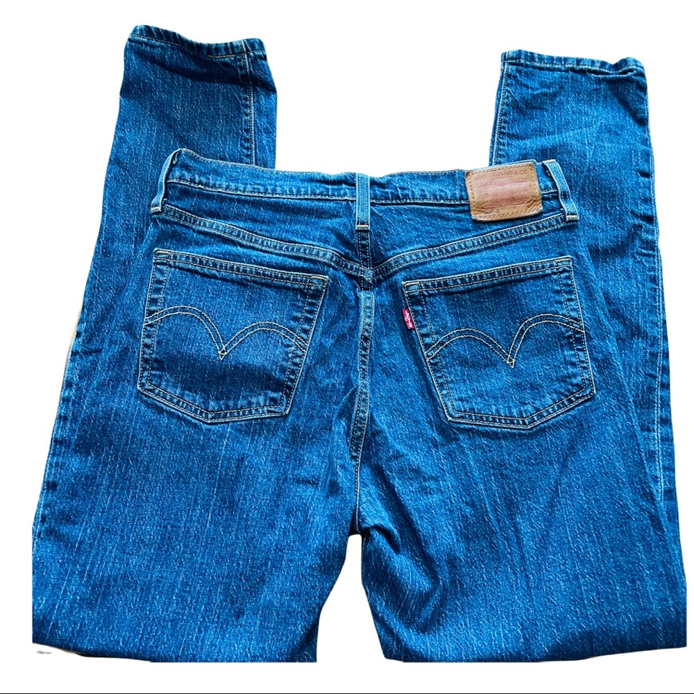 Levis 501 S skinny, high rise, button fly, premium denim jeans size 28